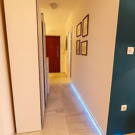 Apartment Sunny & Luxury Near City Center *